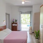 Globus Hotel