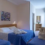 Globus Otel 3*