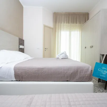 Globus Отель 3*